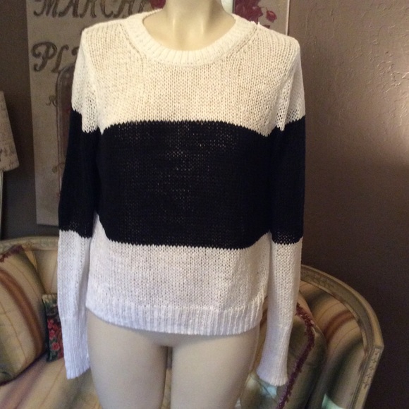 Ann Taylor Sweaters - 4 for $20 Ann Taylor Color Block Sweater